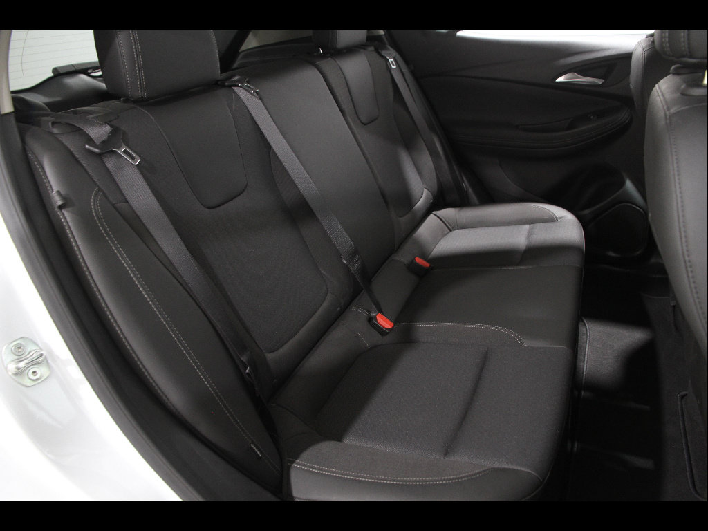 Certified 2024 Buick Encore GX Preferred FWD image 16