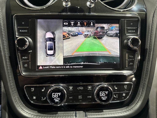 Used 2017 Bentley Bentayga image 86