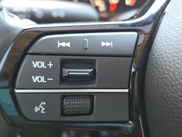 Used 2026 Honda CR-V EX-L image 17