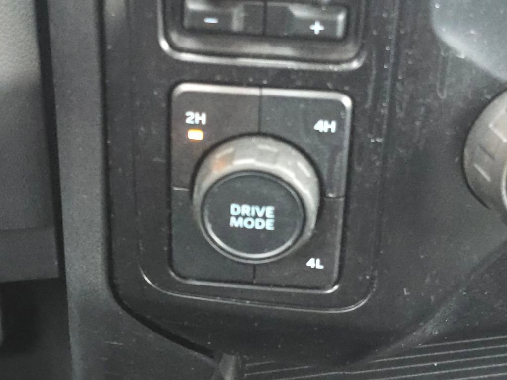 Used 2025 Ford F350 XLT image 31