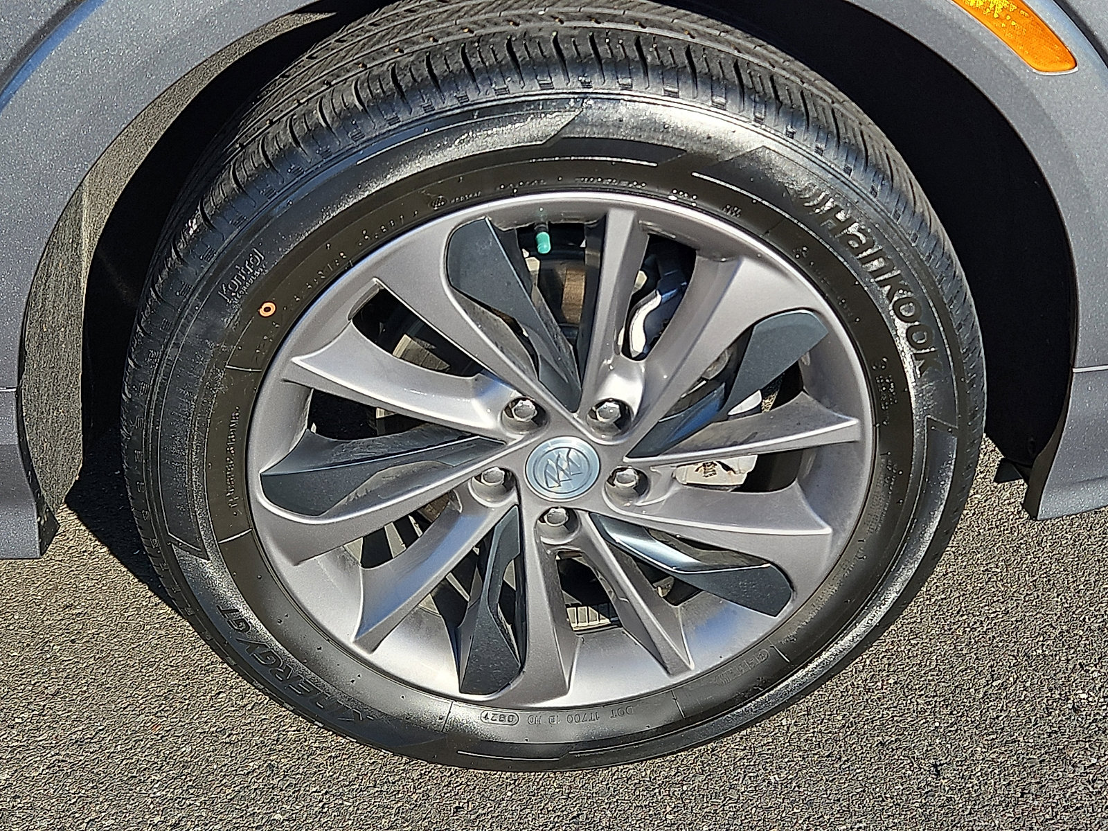 Certified 2021 Buick Encore GX Select w/ Advanced Technology Package image 8