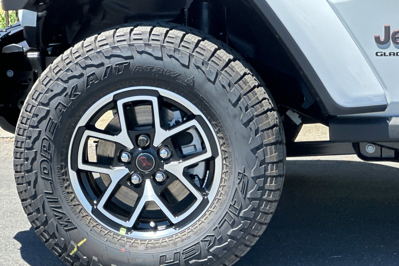 New 2025 Jeep Gladiator Rubicon image 24