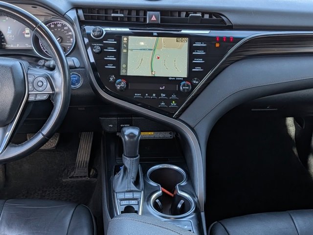 Used 2020 Toyota Camry XLE image 23
