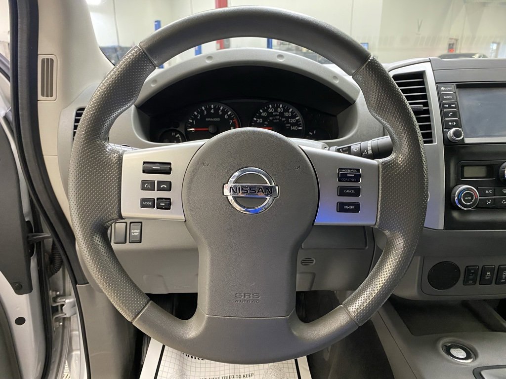 Used 2020 Nissan Frontier SV image 27