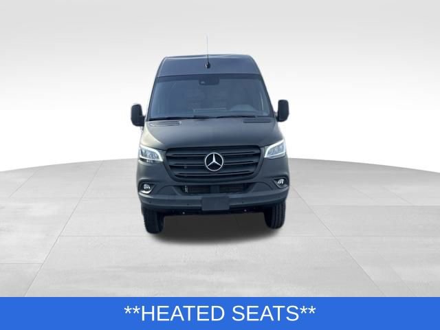 Used 2024 Mercedes-Benz Sprinter 3500 image 5