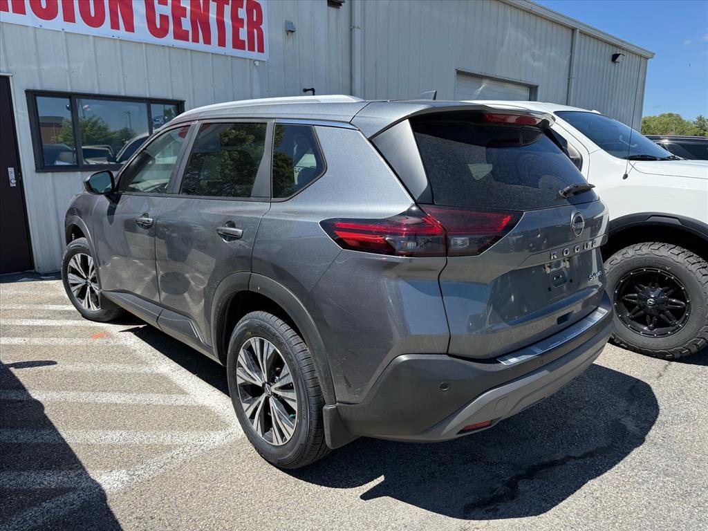 Used 2023 Nissan Rogue SV w/ SV Premium B Package AWD/4WD image 5