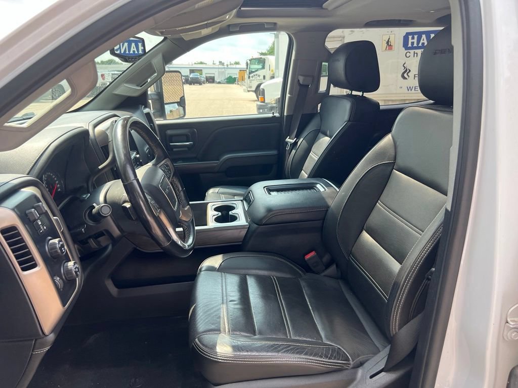 Used 2018 GMC Sierra 2500 Denali AWD/4WD image 30