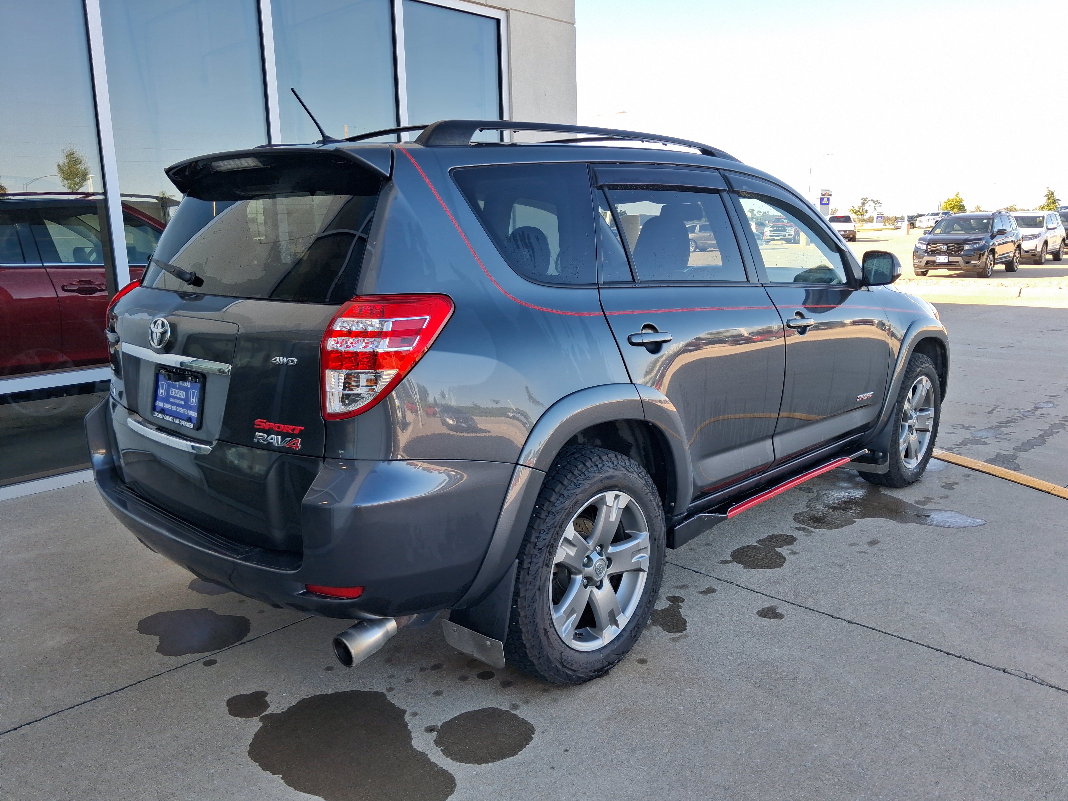 Used 2009 Toyota RAV4 Sport w/ Sport Appearance Pkg AWD/4WD image 8