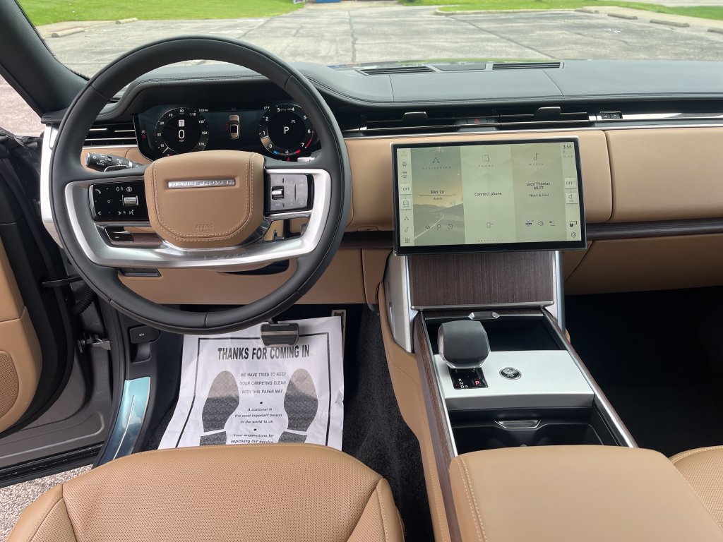 Certified 2026 Land Rover Range Rover SE AWD/4WD image 14