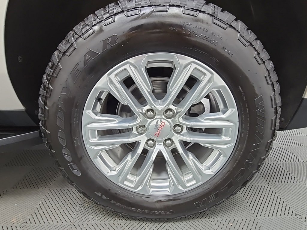 Certified 2022 GMC Yukon XL SLT w/ SLT Luxury Package image 46