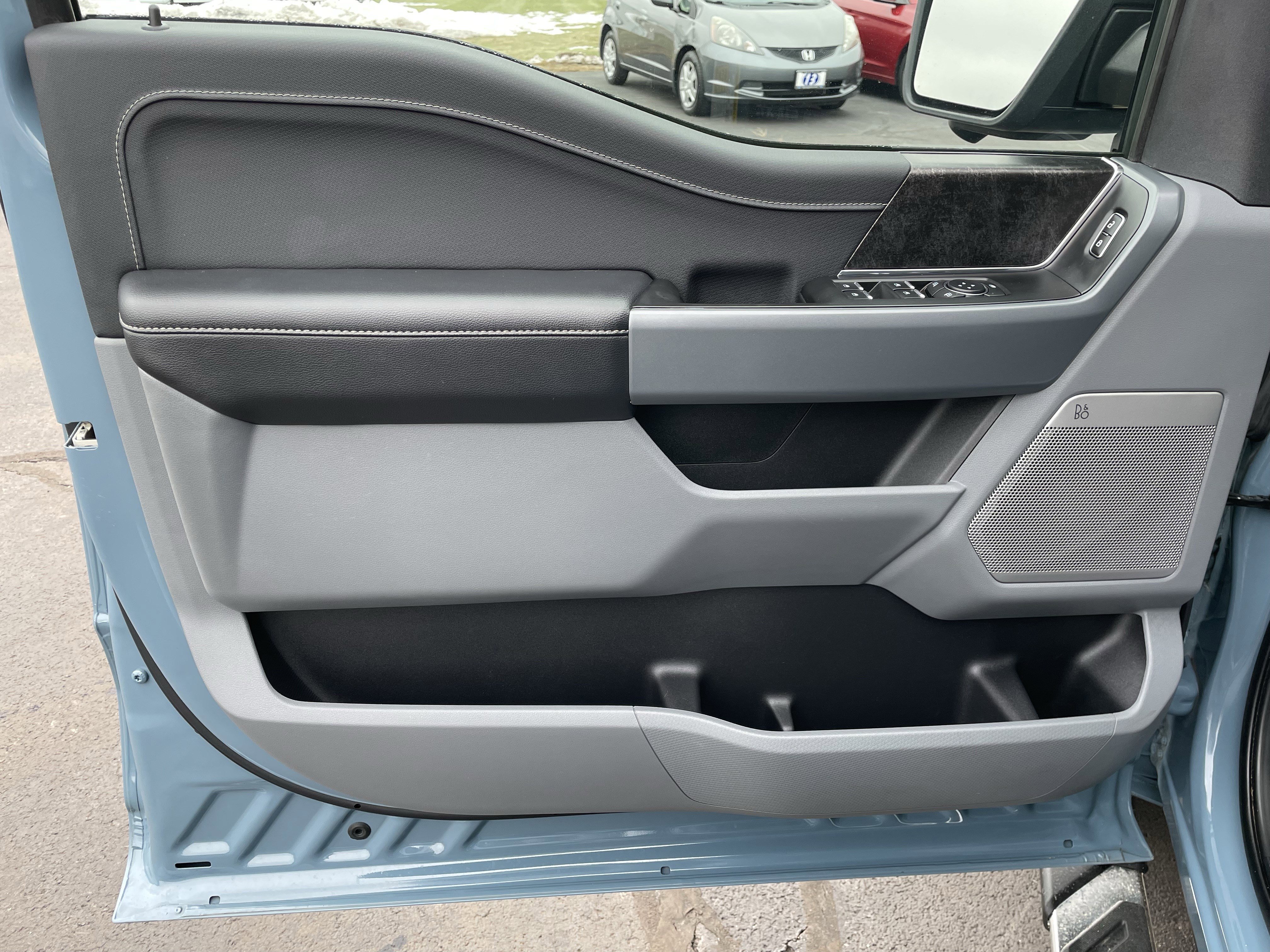 Used 2023 Ford F150 XLT w/ Equipment Group 302A High image 10