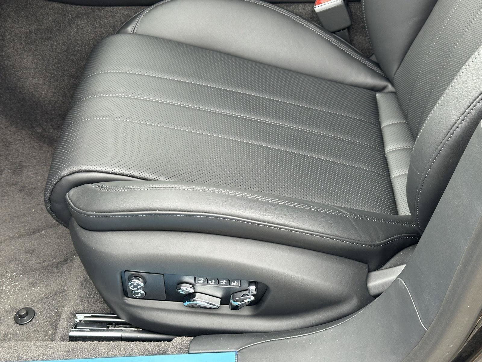 New 2026 Bentley Flying Spur V8 AWD/4WD image 61