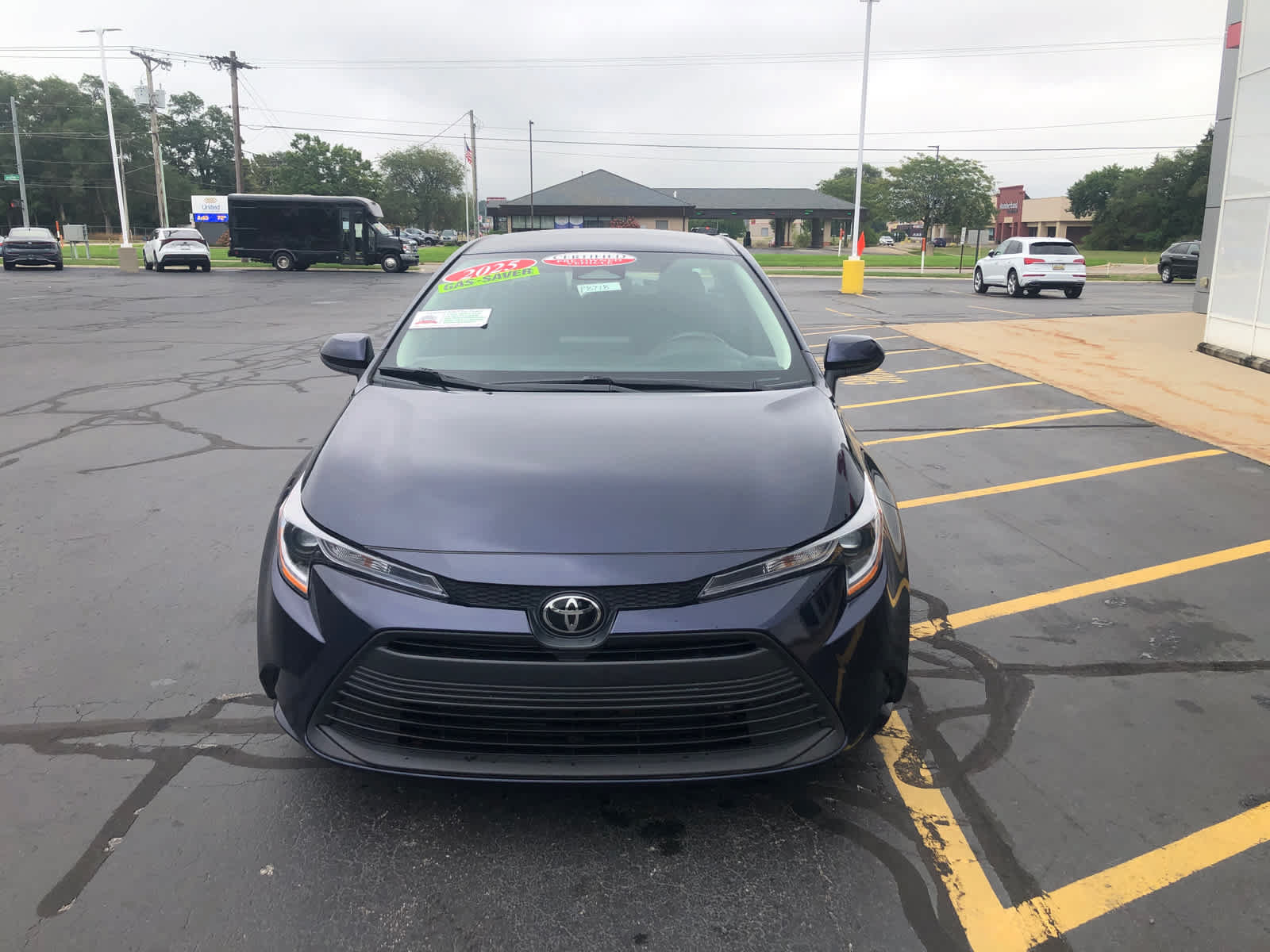 Certified 2025 Toyota Corolla LE FWD image 2
