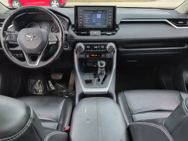 Used 2019 Toyota RAV4 XLE Premium w/ Cold Weather Package AWD/4WD image 15