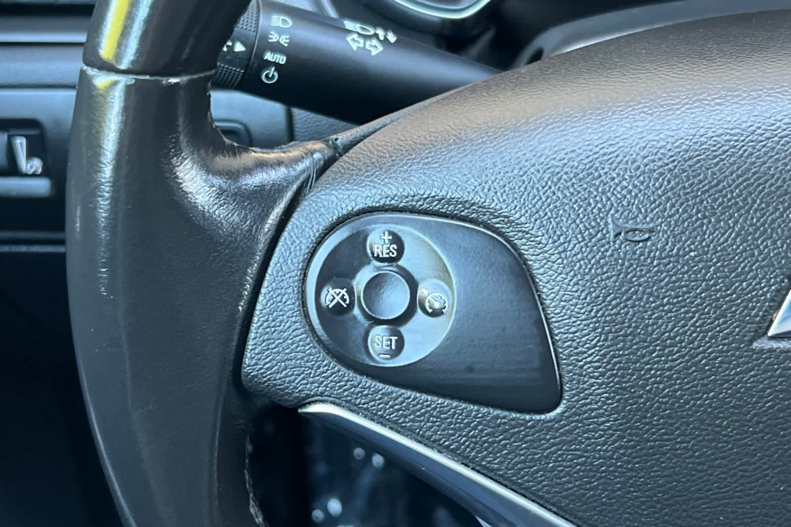 Used 2018 Chevrolet Impala Premier FWD image 27
