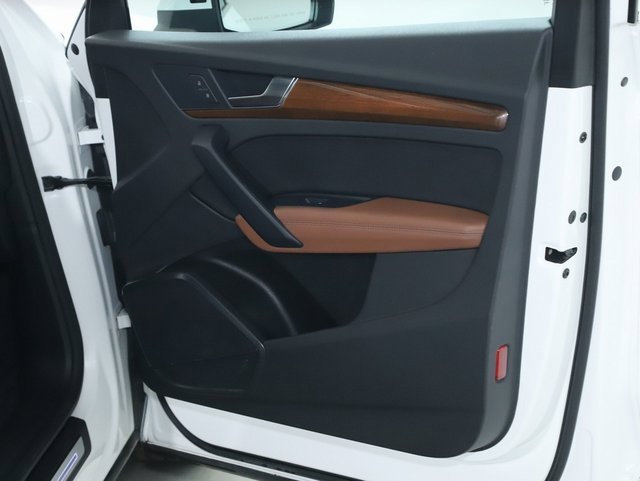 Used 2022 Audi Q5 2.0T Premium Plus image 34