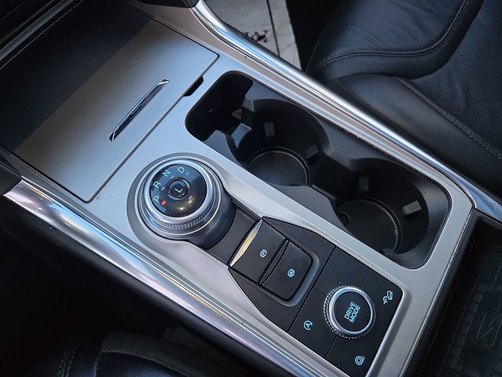 Used 2022 Ford Explorer Platinum w/ Equipment Group 601A image 26