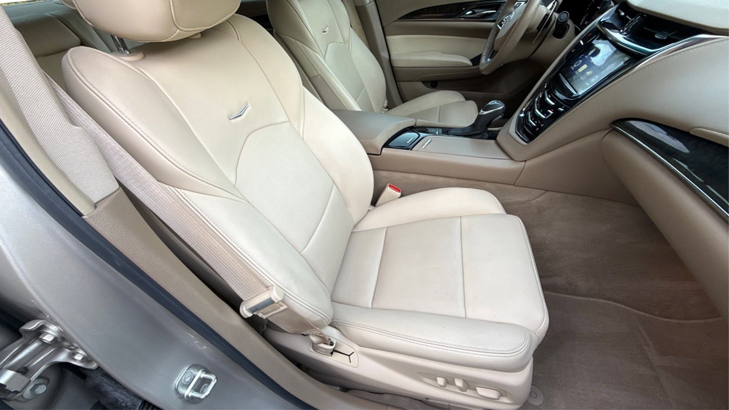 Used 2014 Cadillac CTS Luxury RWD image 19