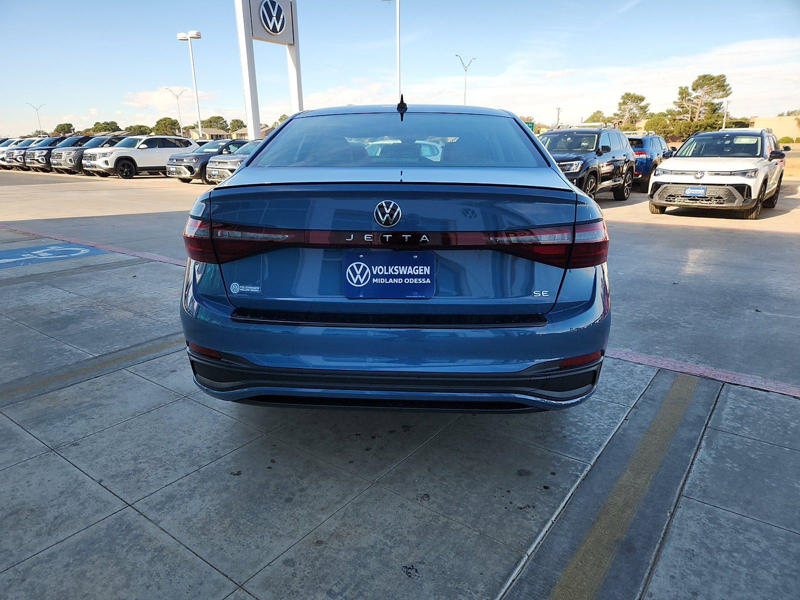 New 2026 Volkswagen Jetta SE image 6