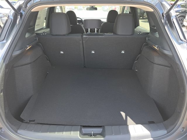 New 2026 Nissan Kicks SV w/ Cold Weather Package AWD/4WD image 18