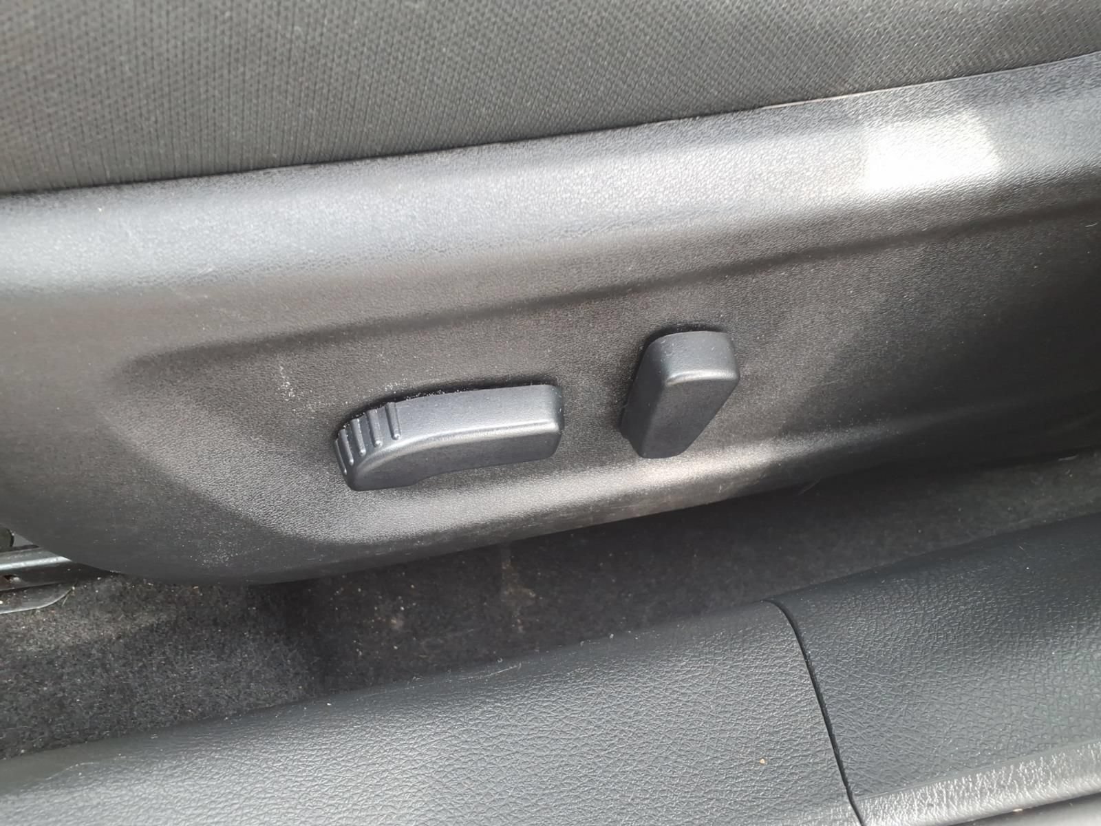 Used 2024 Nissan Altima 2.5 SV FWD image 16