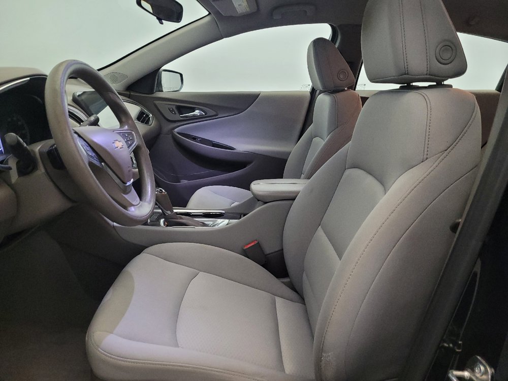 Used 2019 Chevrolet Malibu LT FWD image 17