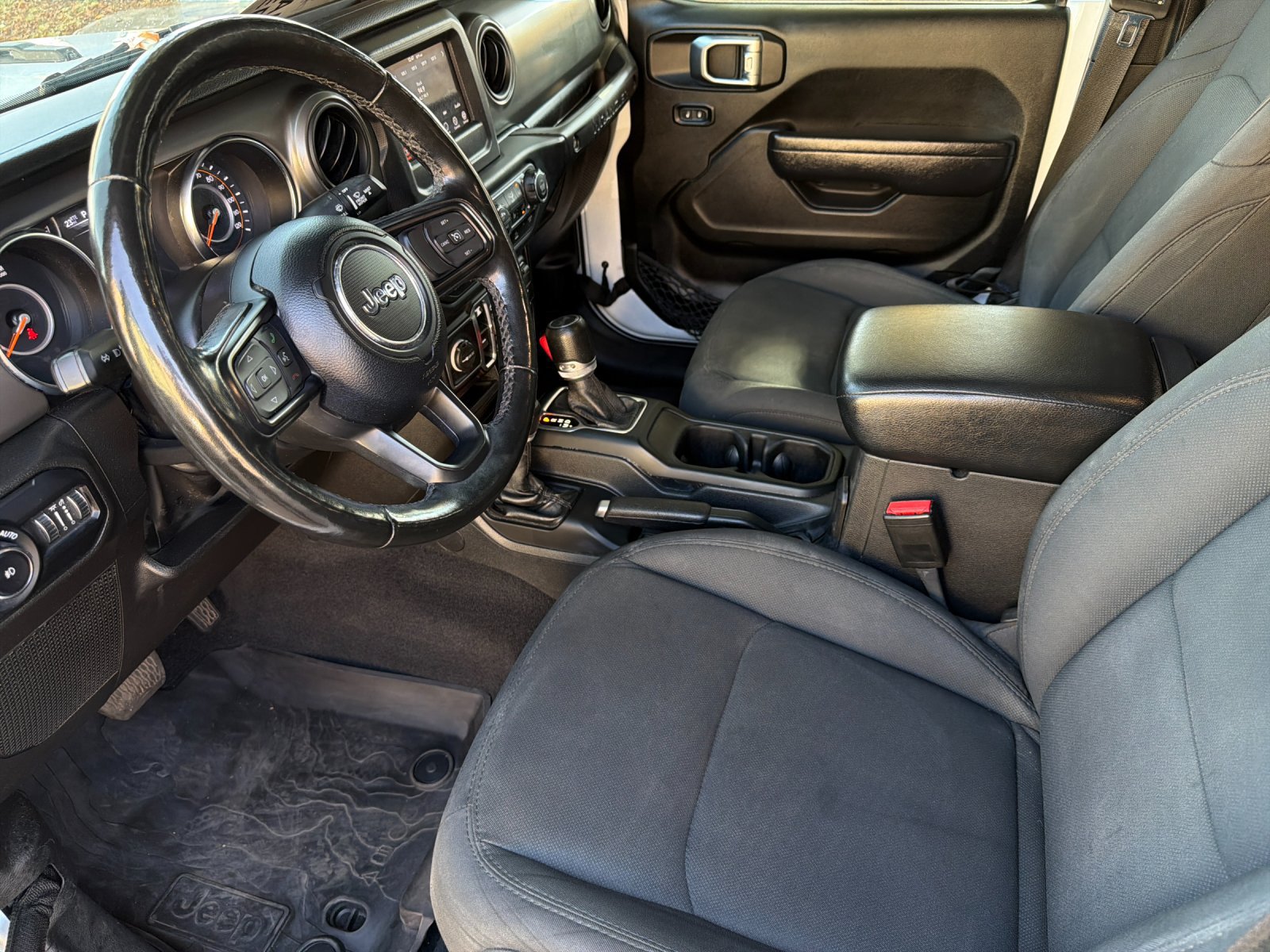 Used 2022 Jeep Wrangler Unlimited Sport AWD/4WD image 10