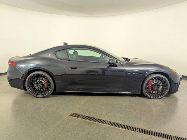 Used 2024 Maserati GranTurismo Trofeo image 6