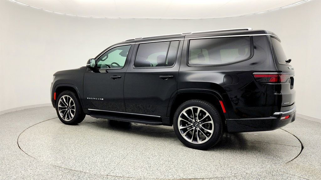 Used 2023 Jeep Wagoneer Series II w/ Premium Group I image 7