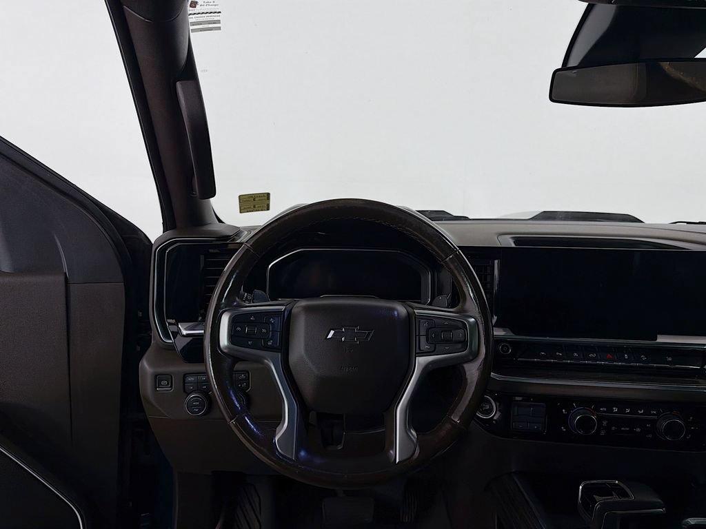 Used 2022 Chevrolet Silverado 1500 LT Trail Boss w/ LT Trail Boss Premium Package AWD/4WD image 21
