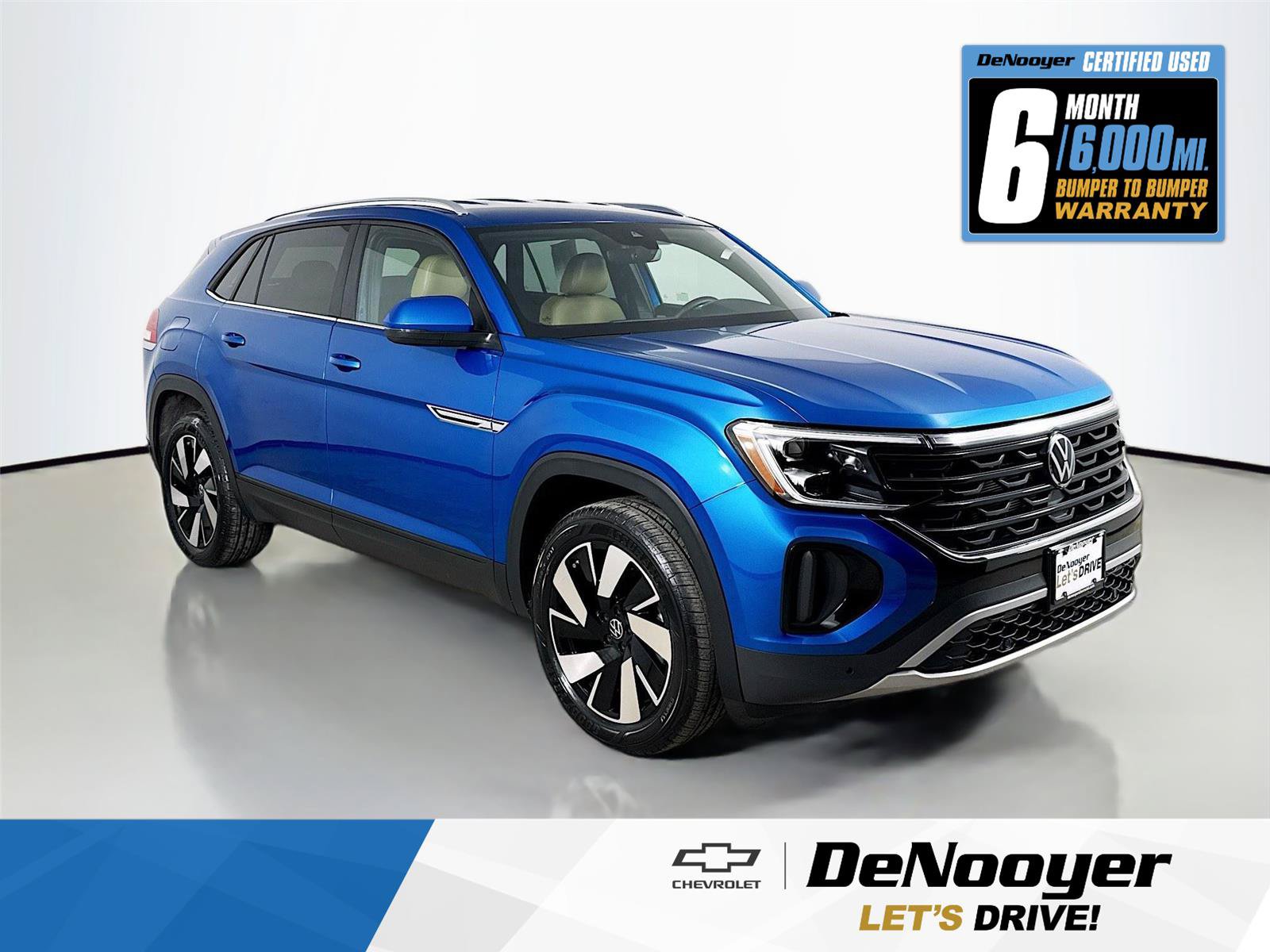 Used 2024 Volkswagen Atlas Cross Sport SE AWD/4WD image 1