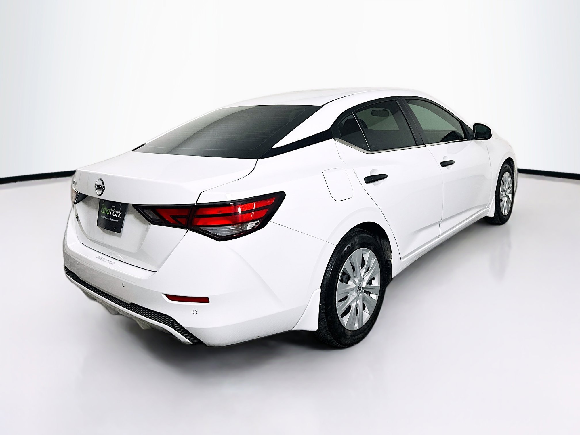 Used 2025 Nissan Sentra S FWD image 9