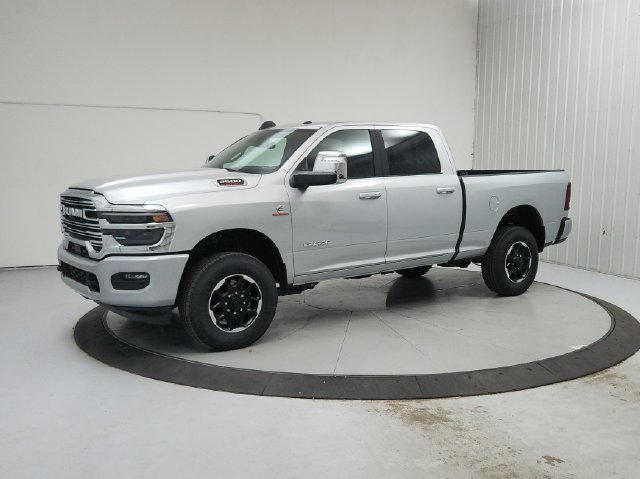 New 2026 RAM 2500 Laramie AWD/4WD image 4
