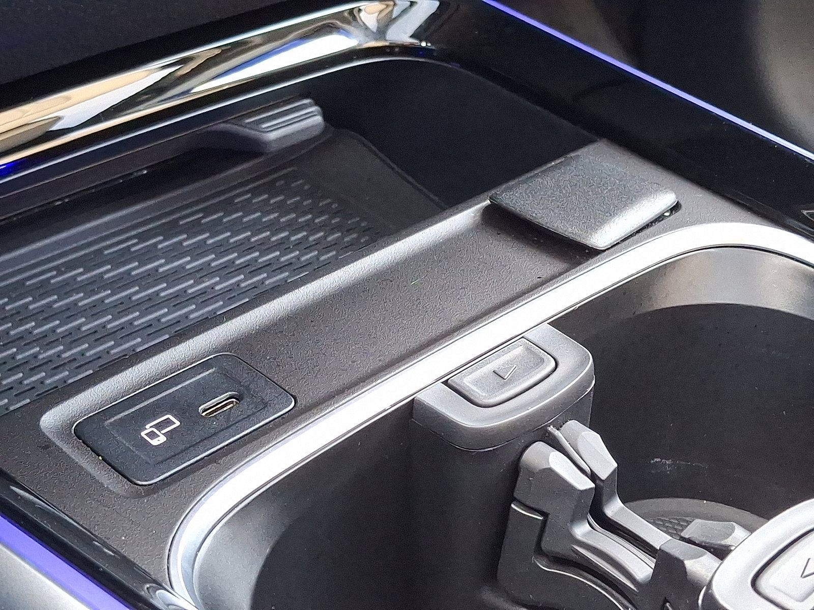 Certified 2023 Mercedes-Benz GLB 250 4MATIC image 25