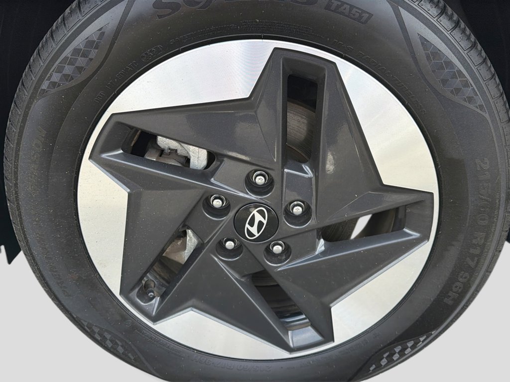 Certified 2025 Hyundai Kona Limited FWD image 14