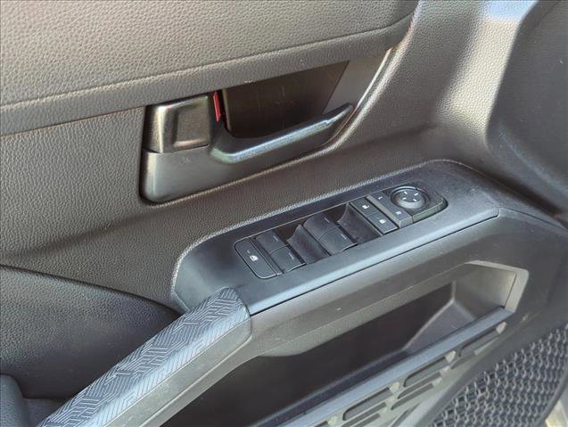 Certified 2025 Toyota Tacoma SR5 image 11