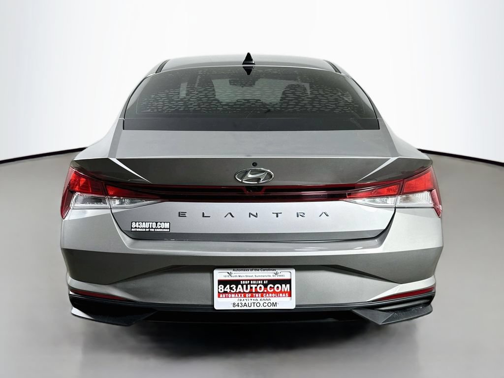 Used 2023 Hyundai Elantra SEL FWD image 6
