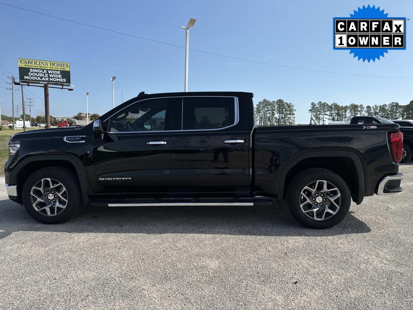 Certified 2022 GMC Sierra 1500 SLT w/ SLT Convenience Package image 7