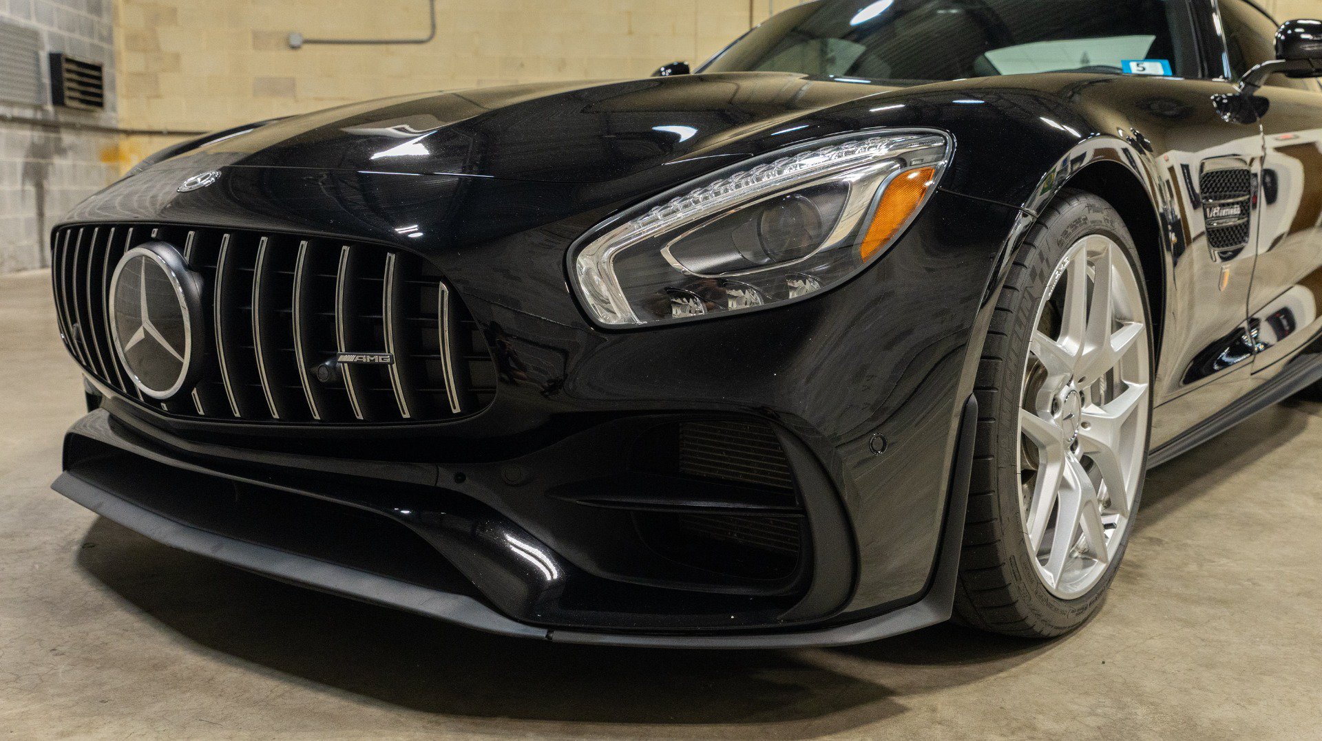 Used 2019 Mercedes-Benz AMG GT Coupe image 25