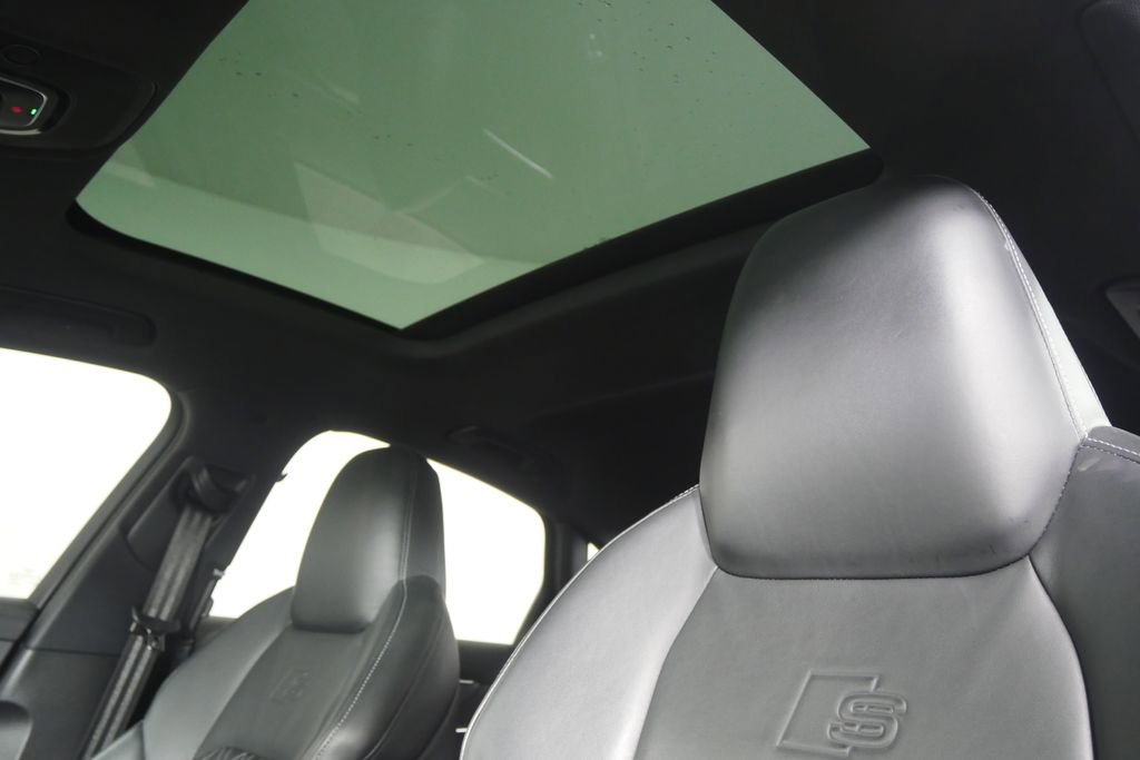 Used 2020 Audi S6 Premium Plus w/ S Sport Package image 10