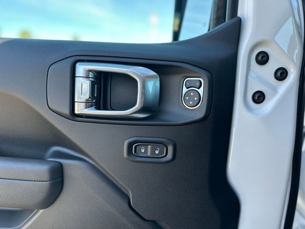 New 2026 Jeep Gladiator Sport image 30