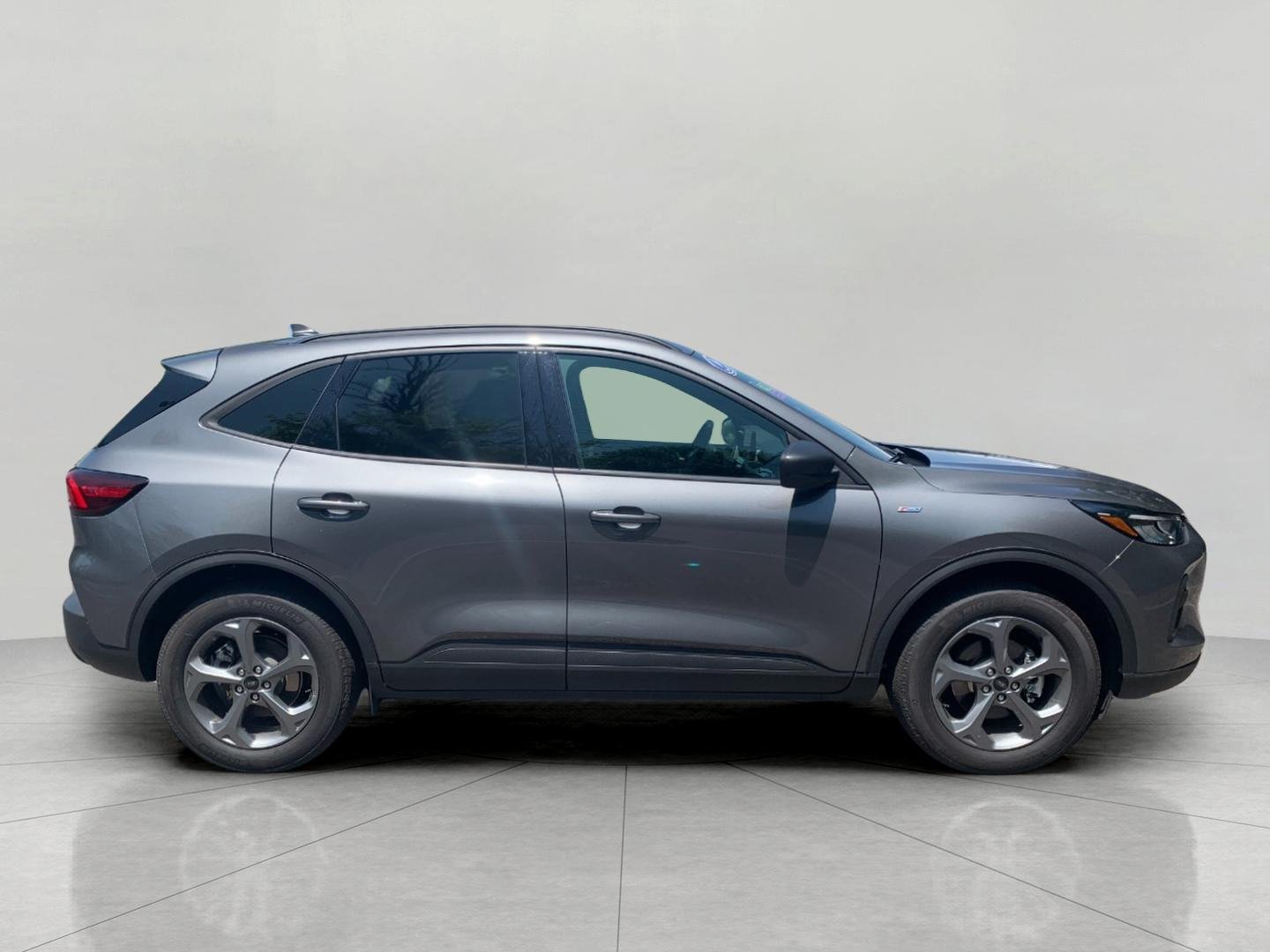 Used 2025 Ford Escape ST-Line AWD/4WD image 30