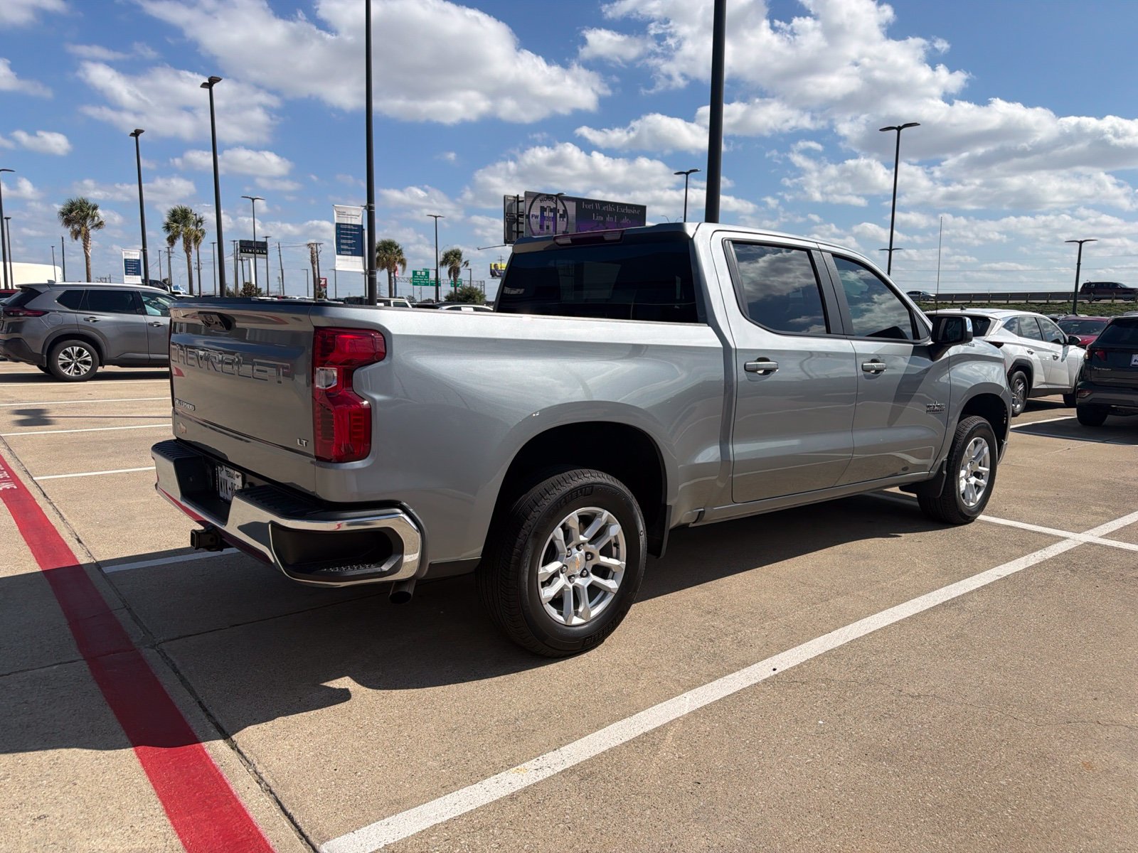 Used 2026 Chevrolet Silverado 1500 LT w/ Protection Package RWD image 5