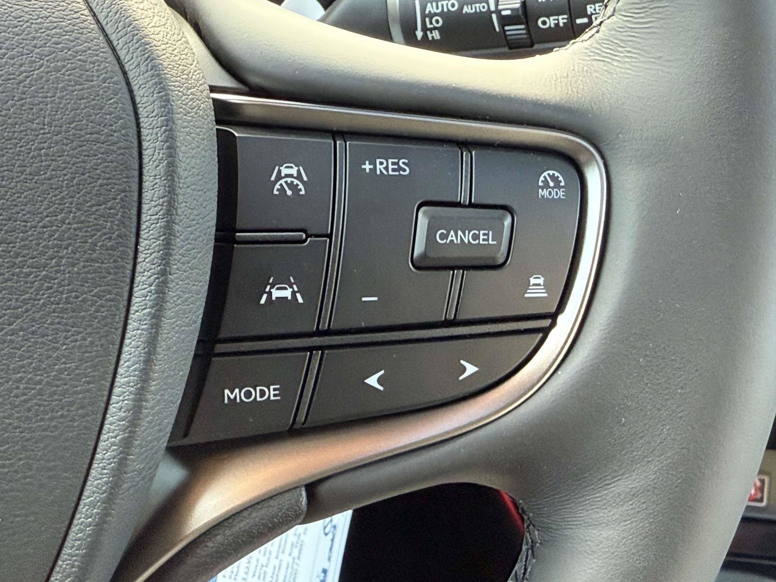 New 2026 Lexus UX 300h AWD w/ Accessory Package (2T) image 17