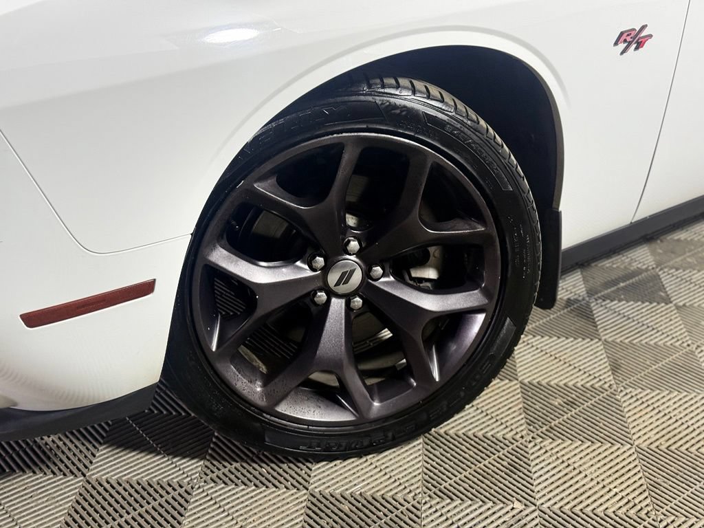 Used 2017 Dodge Challenger R/T Plus RWD video 2