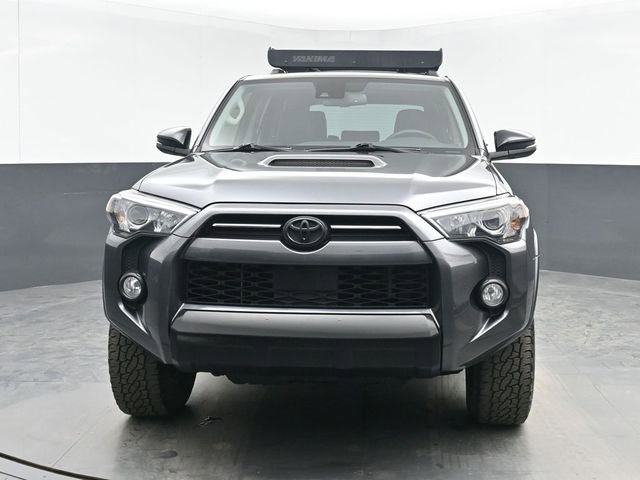 Used 2020 Toyota 4Runner Venture w/ Moonroof Package image 3