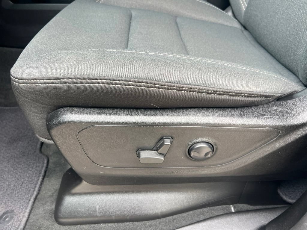 Used 2022 RAM 1500 Big Horn AWD/4WD image 42