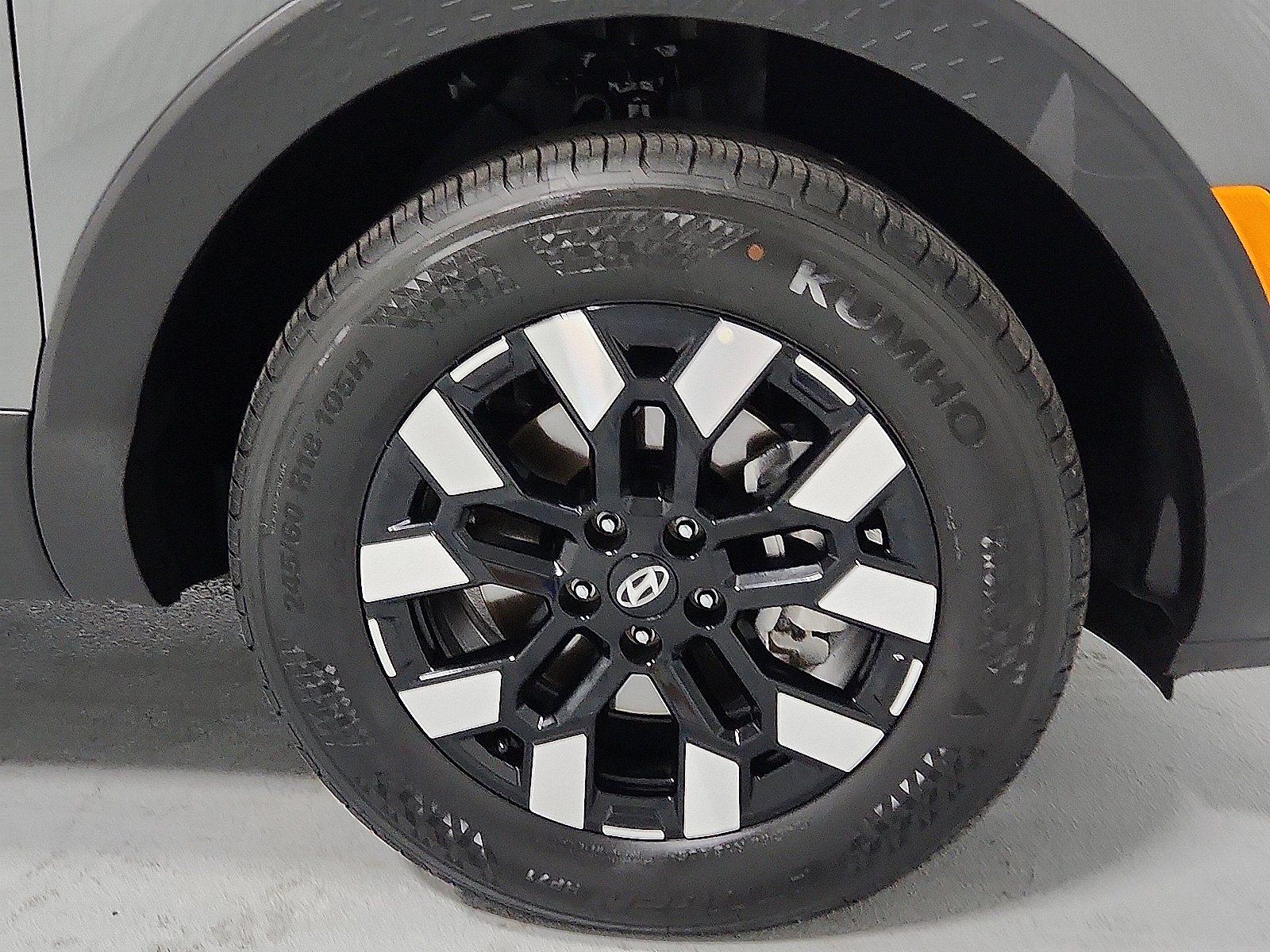 Used 2026 Hyundai Santa Cruz SEL FWD image 19