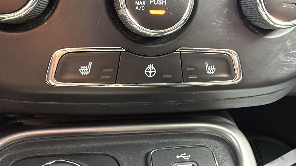 Used 2017 Jeep Compass Sport w/ Cold Weather Group AWD/4WD image 20