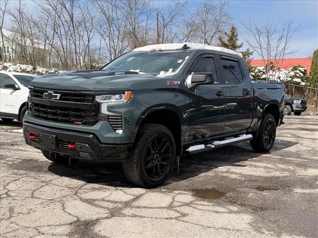 Used 2025 Chevrolet Silverado 1500 LT Trail Boss w/ Convenience Package II image 8